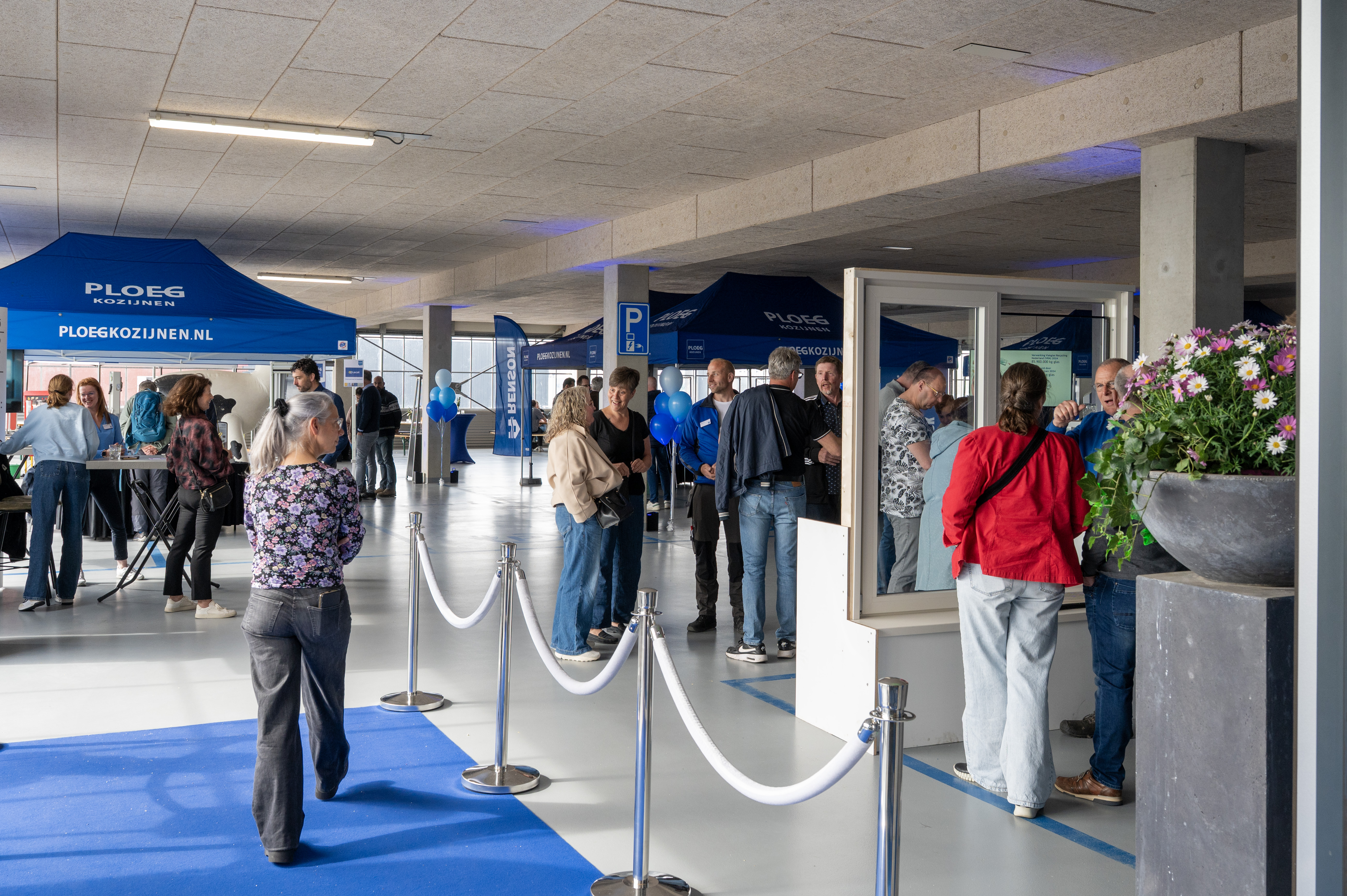 Entree jubileum Ploeg Kozijnen