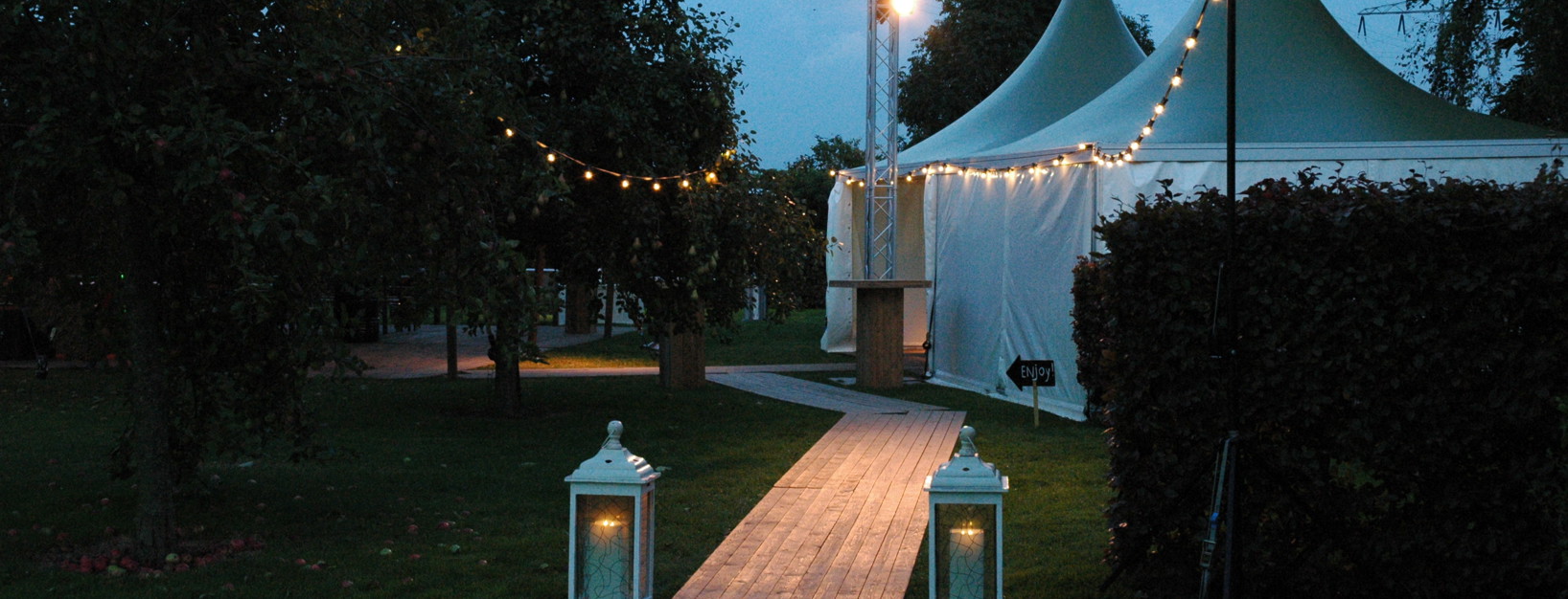 Particulier feest met tent