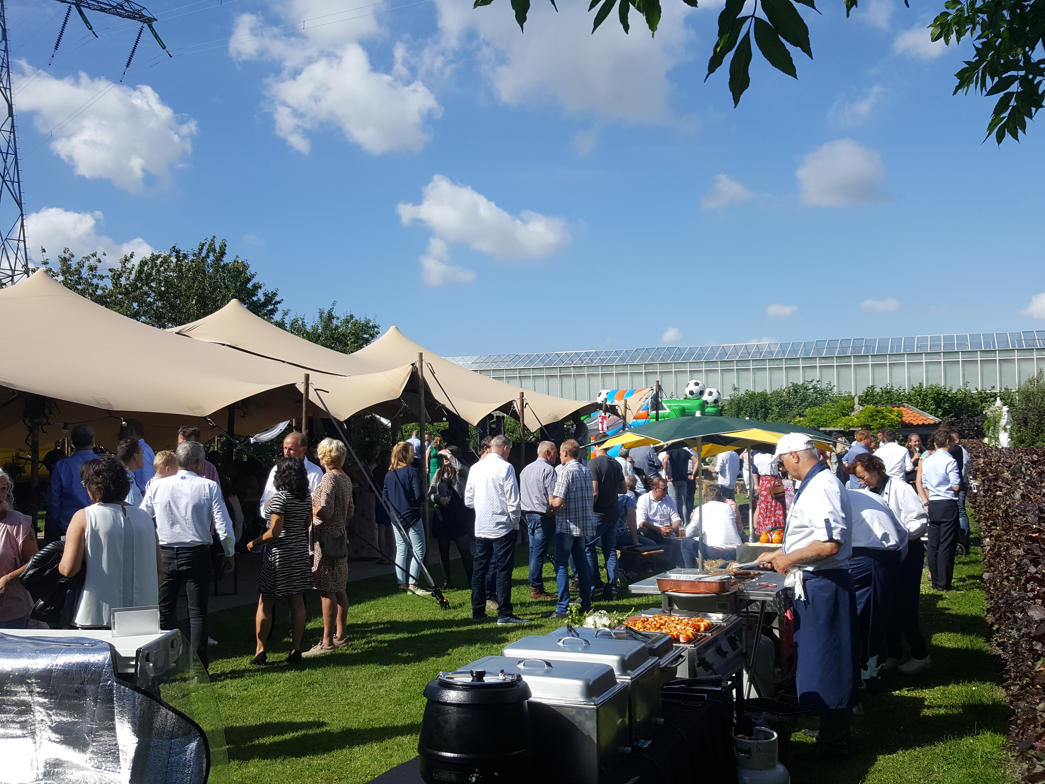 tuinfeest met barbecue